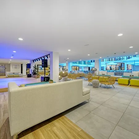 Broncemar Beach Suites-3