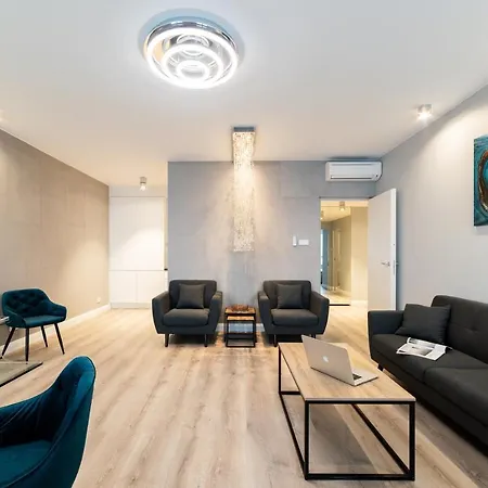 Platinum Towers Central Apartments-2