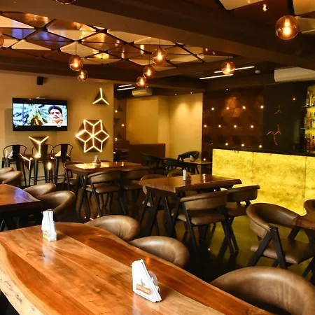Hotel Blue Diamond-2