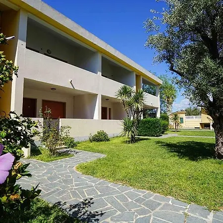 Apulia Hotel Sellia Marina-3