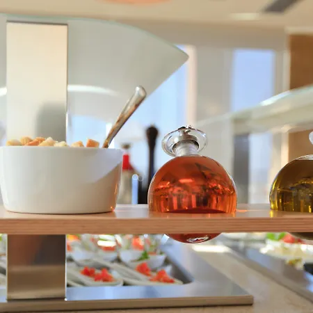 Boutique 5 Hotel & Spa - Adults Only-2