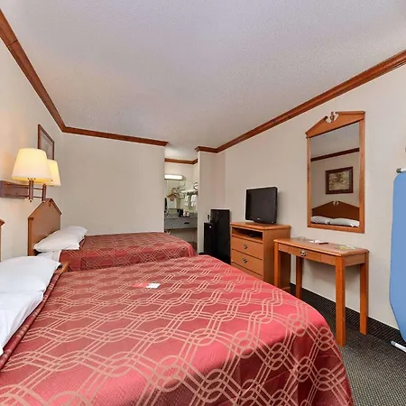 Econo Lodge-3