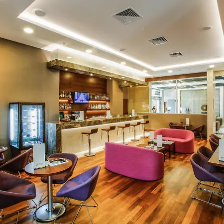 Dedeman Bostanci Istanbul Hotel&Convention Center-3