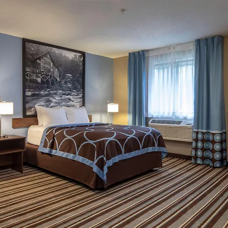 Super 8 By Wyndham Steubenville-2