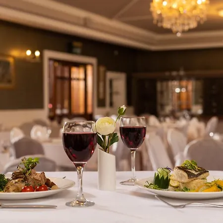 Burrendale Hotel Country Club & Spa-3