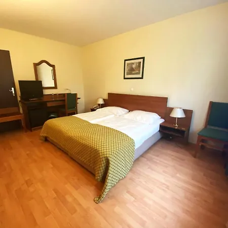 Caratart Hotel Bombolo Wien-3