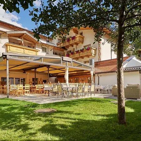 Hotel Enzian-2