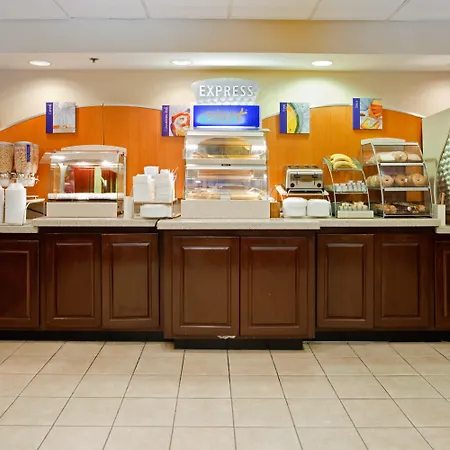 Holiday Inn Express Raleigh-Durham Airport By Ihg-2