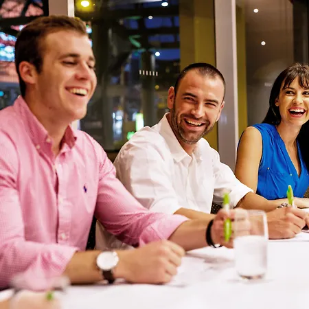 Holiday Inn Sydney Potts Point-3