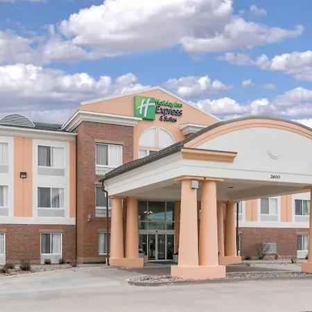 Holiday Inn Express Hotel & Suites Ames By Ihg-3