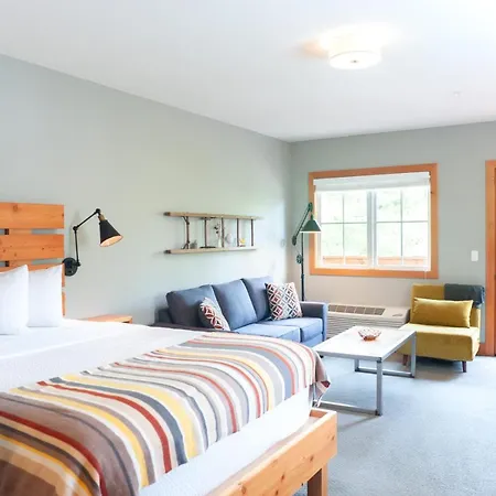 The Suites On Main-3