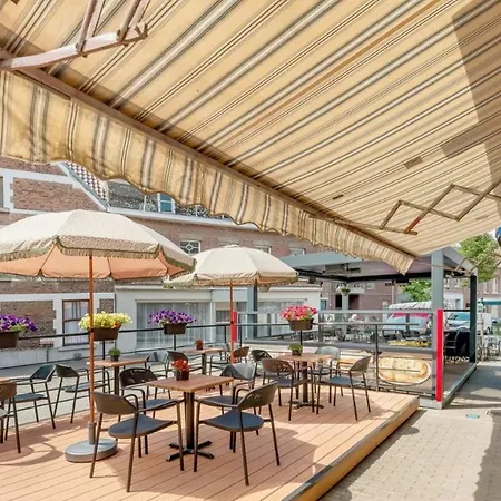 Cafe Rene Borgloon-3