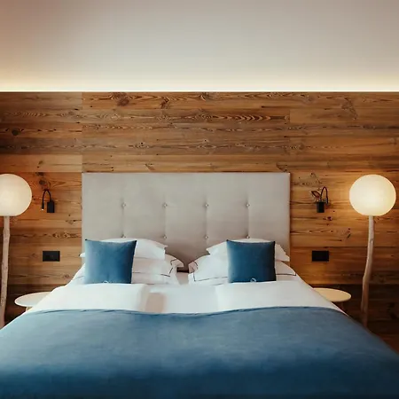 Villa Flora Mountain Lodges-3