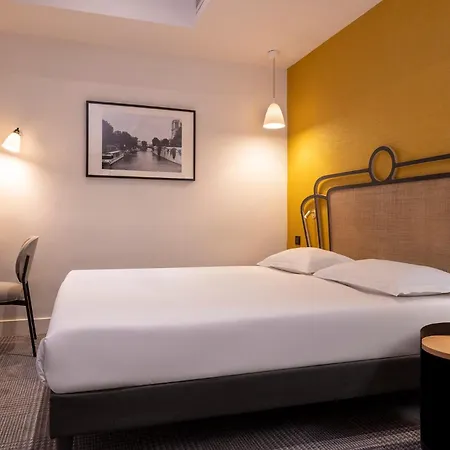 Hotel De Suez-2