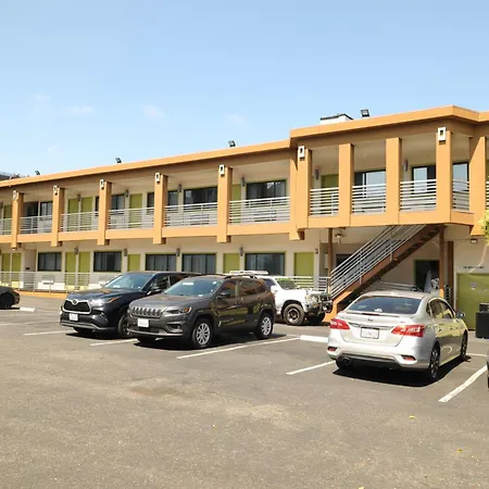 Civic Center Motor Inn-2