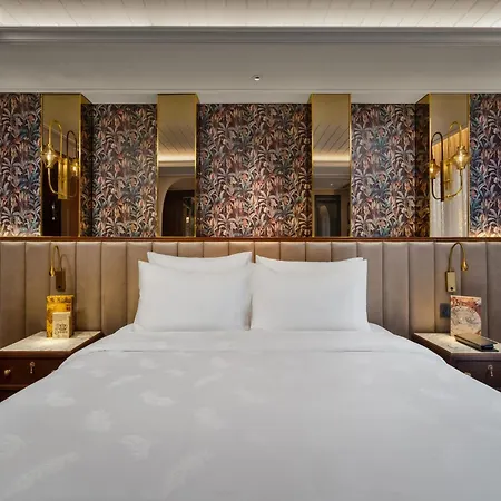 Peridot Gallery Classic Hotel-3
