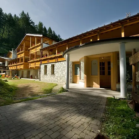 Boscone Suite Hotel-3