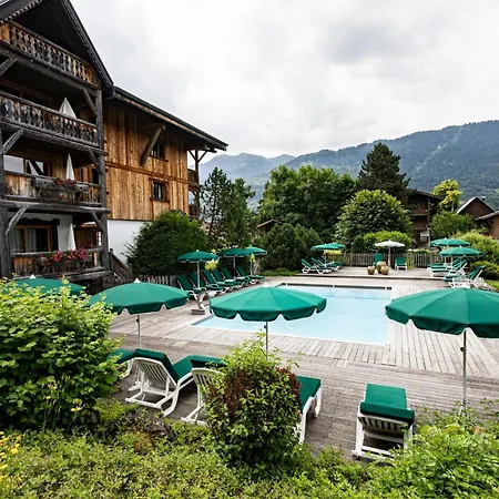 Residence Hoteliere La Renardiere-3