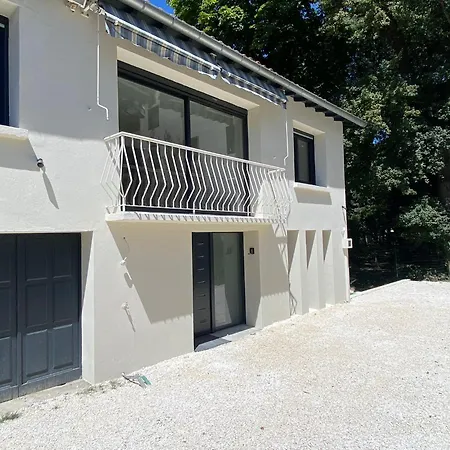 Elégante maison de ville rénovée-3