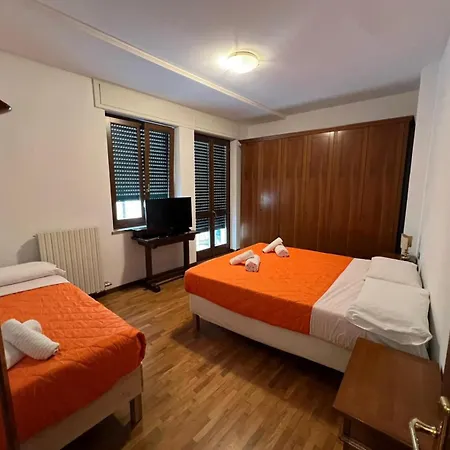Marconi Rooms And Apartments-3