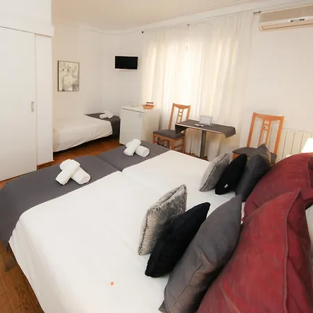 Petit Hotel-3