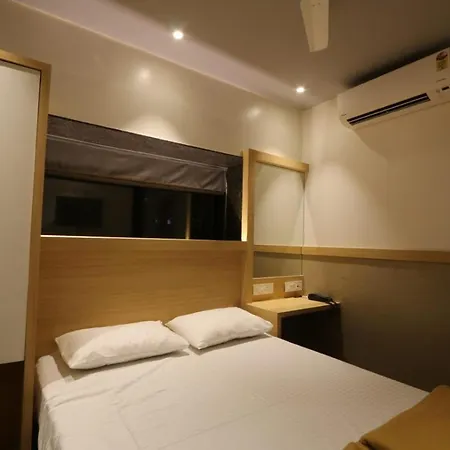 Avenue 10 Boutique Hotel-2