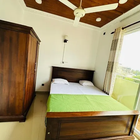 Colombo Apartments - Green Tree-3