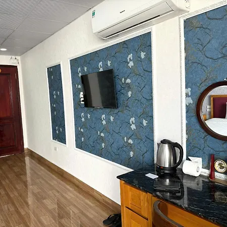 Holiday Suites Hotel & Spa-3