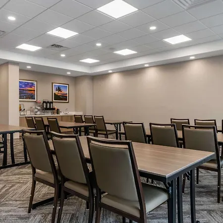 Comfort Suites Stuart-Hutchinson Island-3