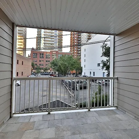 Ice District 2 Kings Private Parking Patio-2