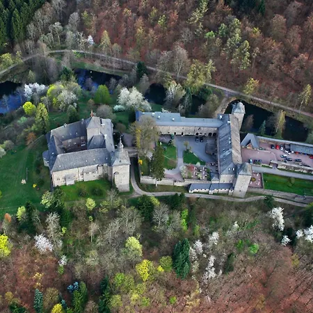 Hotel Und Restaurant Burg Schnellenberg-2