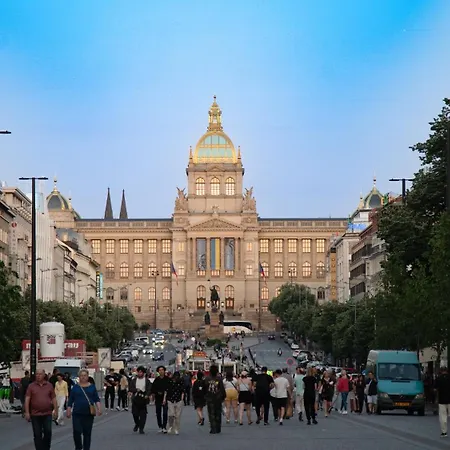 Safestay Prague Charles Bridge-3