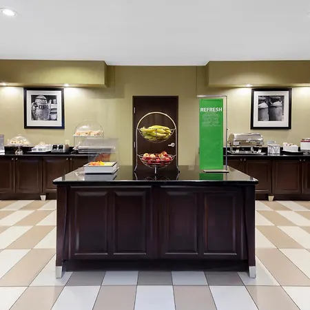Hampton Inn & Suites Hobbs-3