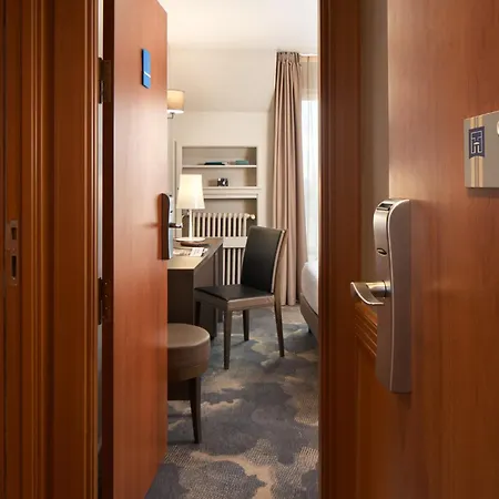 Timhotel Opera Blanche Fontaine-3