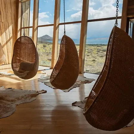 Tierra Patagonia, Beckons-2