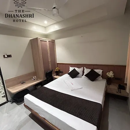 Hotel Dhanashri-2