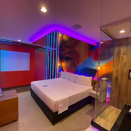 Fantasy Motel-2