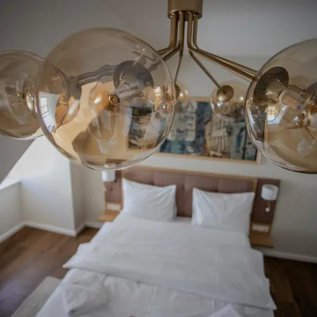Boutique Hotel Parklane - Newly Renovated-3