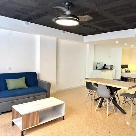 Deshoras Apartments-2