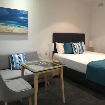 Ensenada Motor Inn And Suites-2