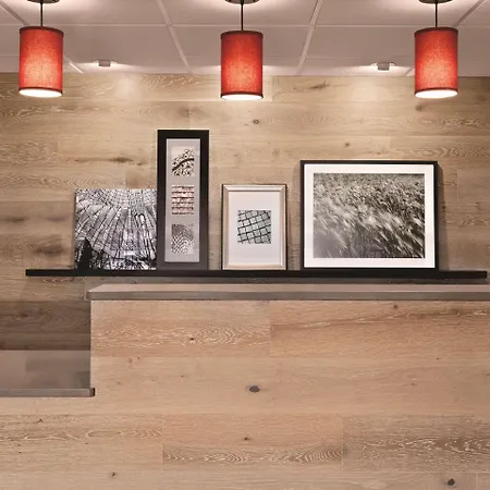 Country Inn & Suites By Radisson, Northfield, Mn-2