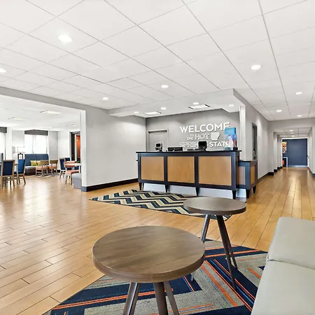 Hampton Inn Blytheville-3