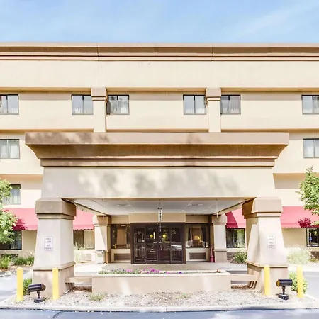 Kalamazoo Hotel-3