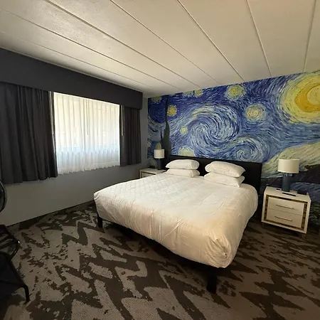 Lighthouse Suites-3