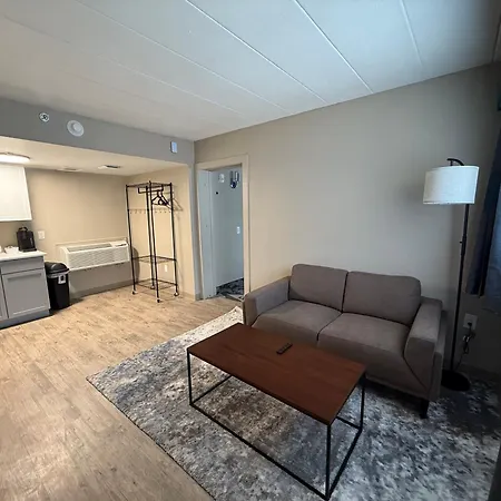Lighthouse Suites-2