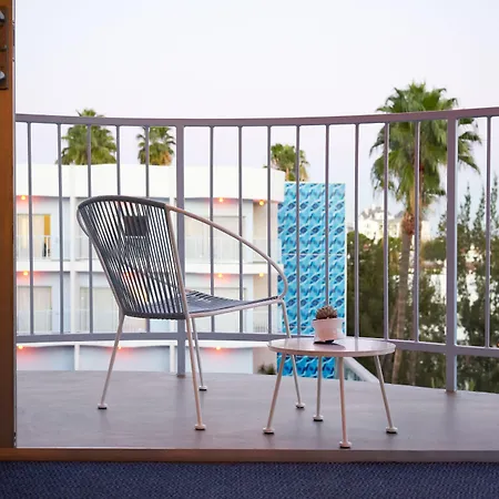 The Standard, Hollywood-2