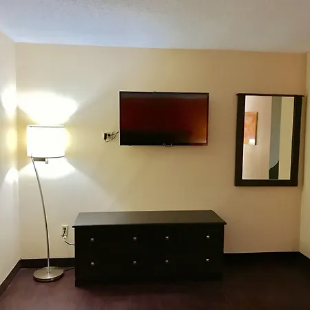 American Inn-2
