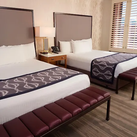 California Hotel And Casino-3