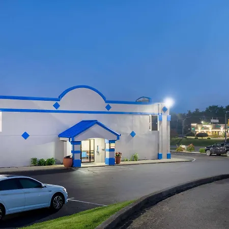 Travelodge By Wyndham Richmond In-2