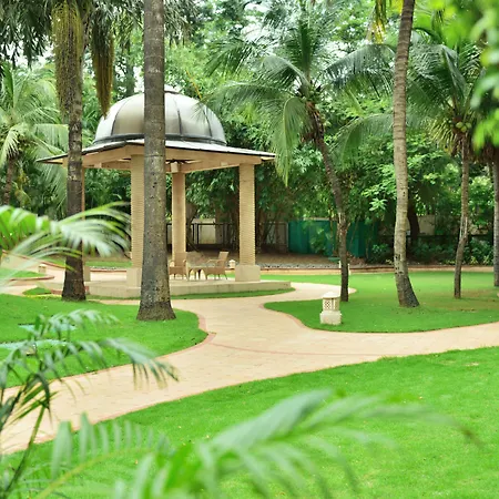 Marriott Executive Apartment - Lakeside Chalet, Mumbai-2